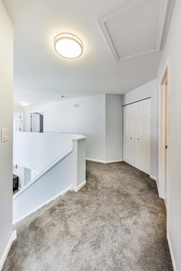 7311 Dada Drive Gurnee, IL 60031 - Photo 32 of 51 an empty room with a bathroom