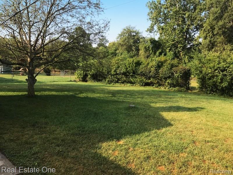 47319 Kennesaw Ridge Utica, MI 48317 - Photo 28 of 29 IMG_0667.JPG1