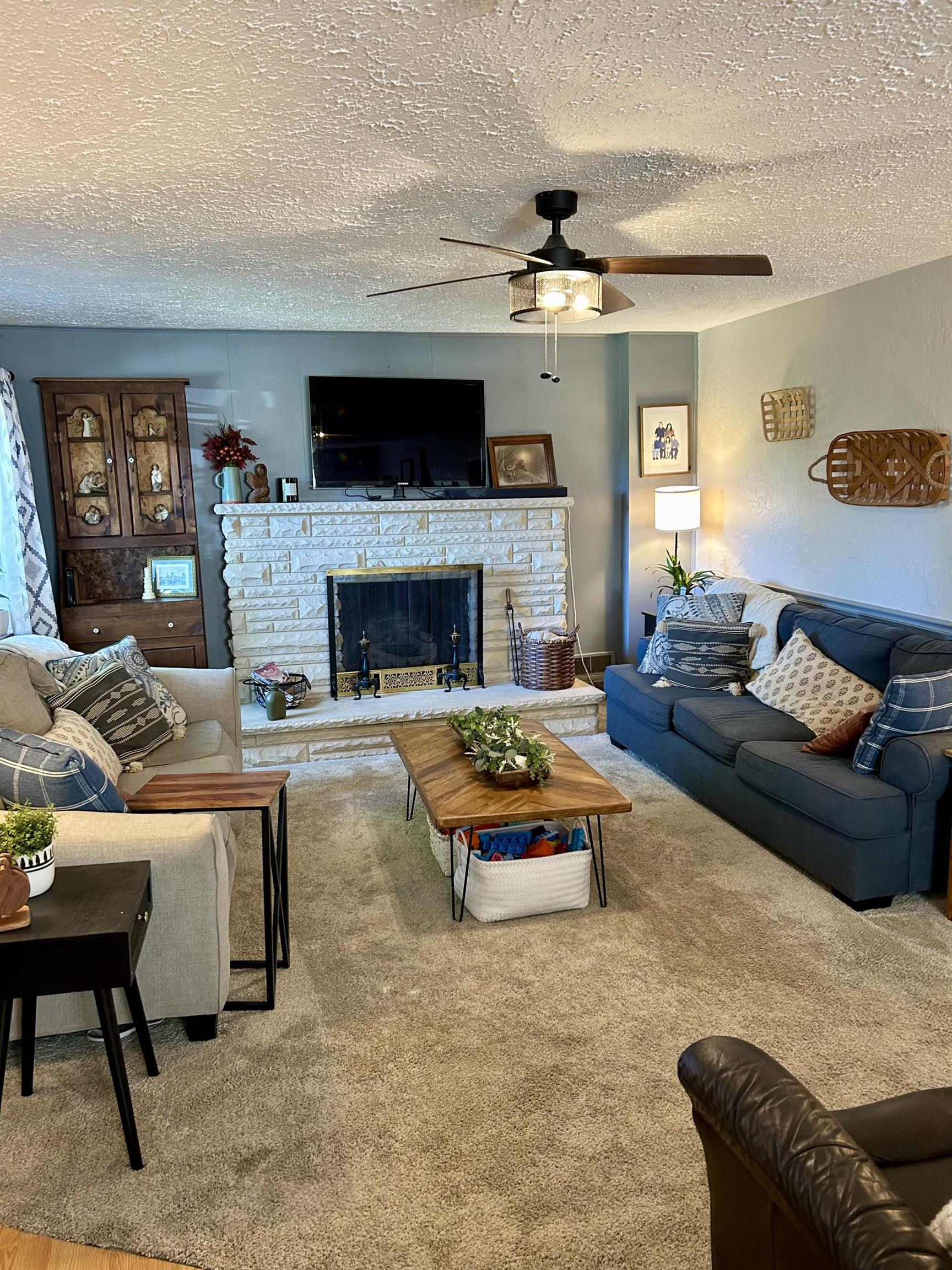 3034 Ohio River Road Huntington, WV 25702 - Photo 4 of 32 Gallery Image 4