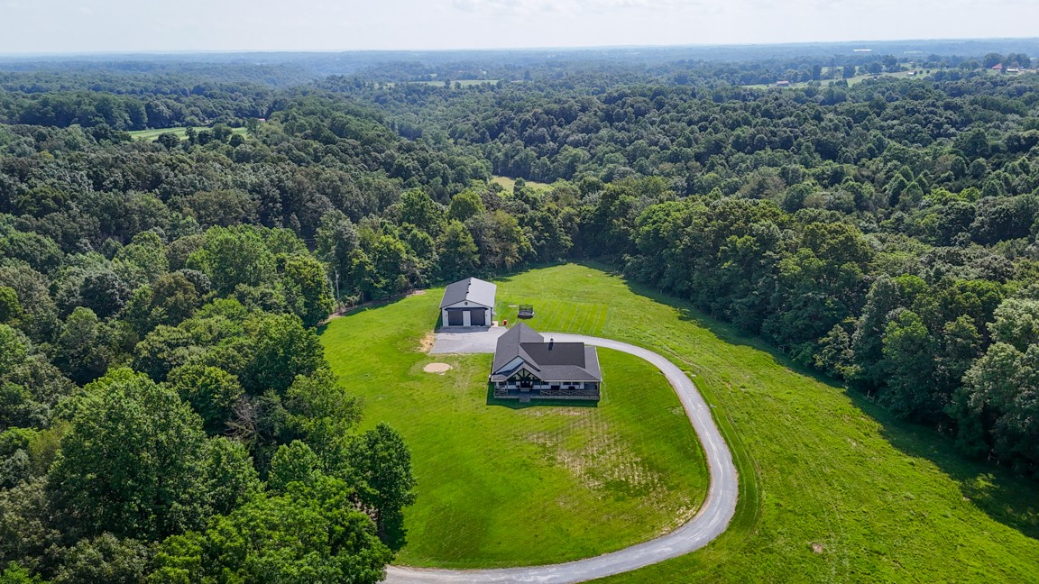 2427 Green Valley Road Lafayette, TN 37083 - Photo 1 of 54 Gallery Image 1