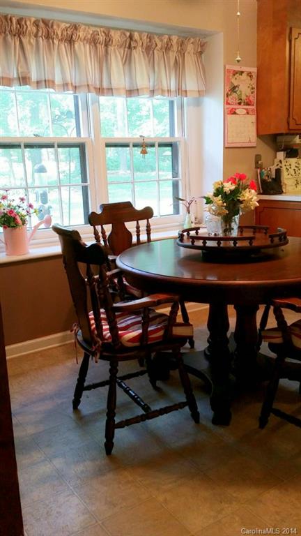 8616 Waterrock Road Charlotte, NC 28214 - Photo 12 of 14 Gallery Image 12