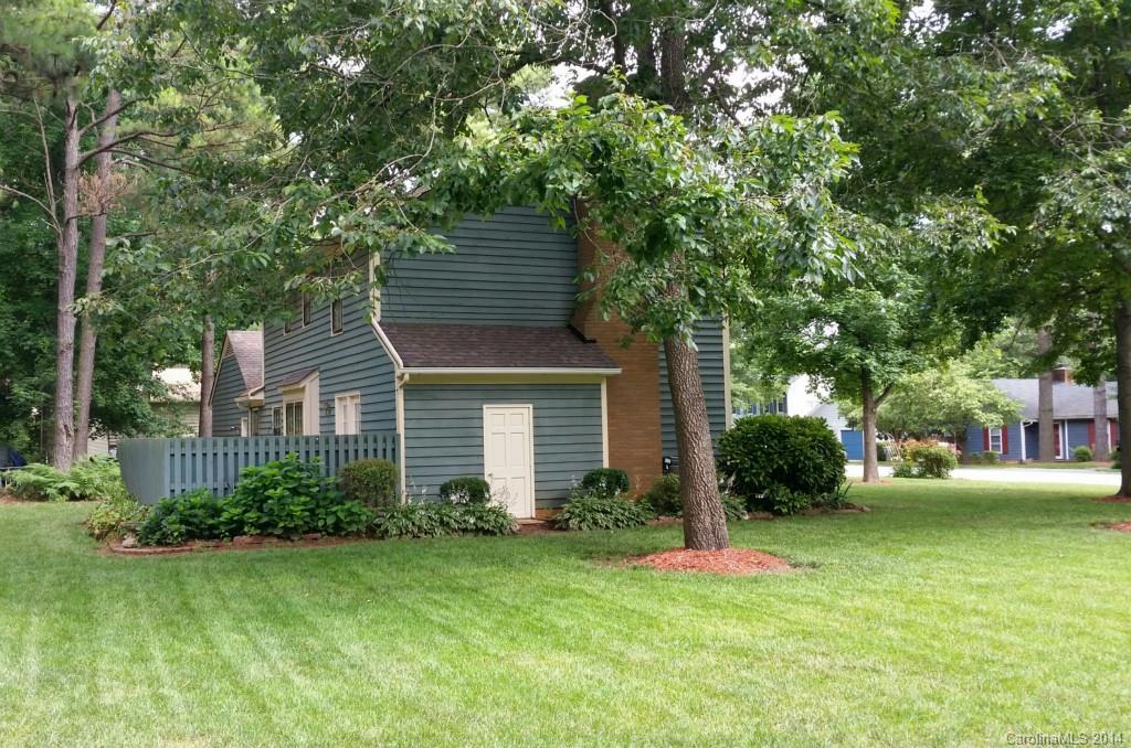8616 Waterrock Road Charlotte, NC 28214 - Photo 4 of 14 Gallery Image 4
