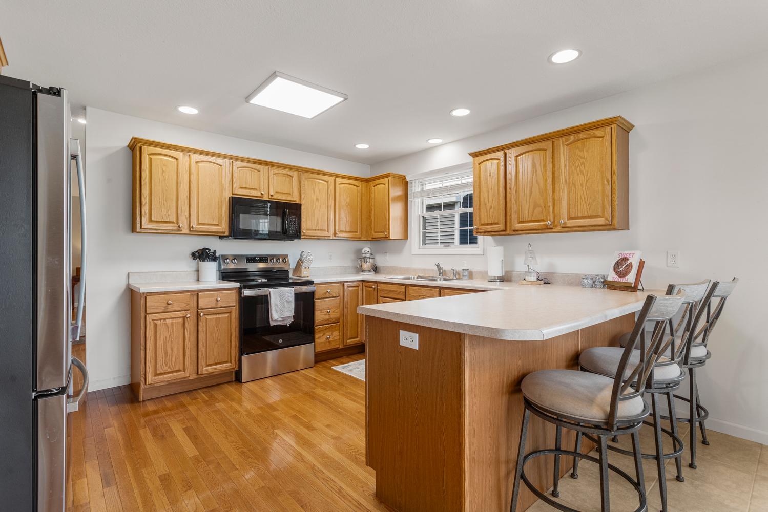 3412 Boulder Ridge Drive Champaign, IL 61822 - Photo 12 of 34 Gallery Image 12