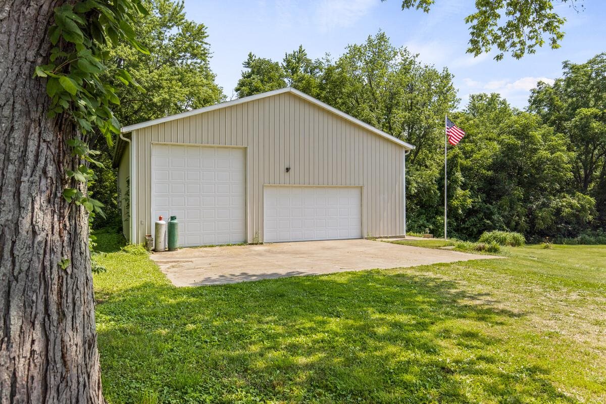 28746 Robison Road Morton, IL 61550 - Photo 2 of 30 Gallery Image 2