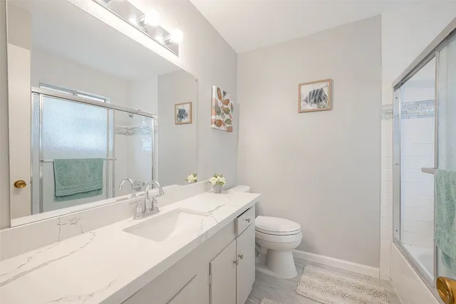 $1,350 | 2121 Fountain View Drive, Unit 15, Houston, TX 77057