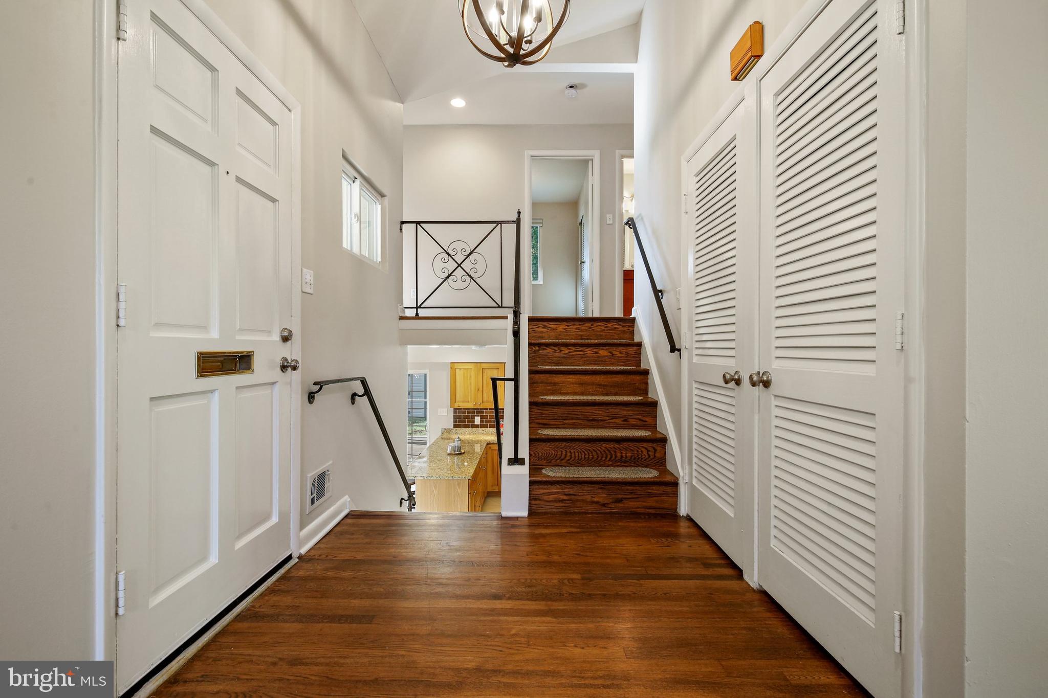 112 Bluff Terrace Silver Spring, MD 20902 - Photo 9 of 45 Gallery Image 9