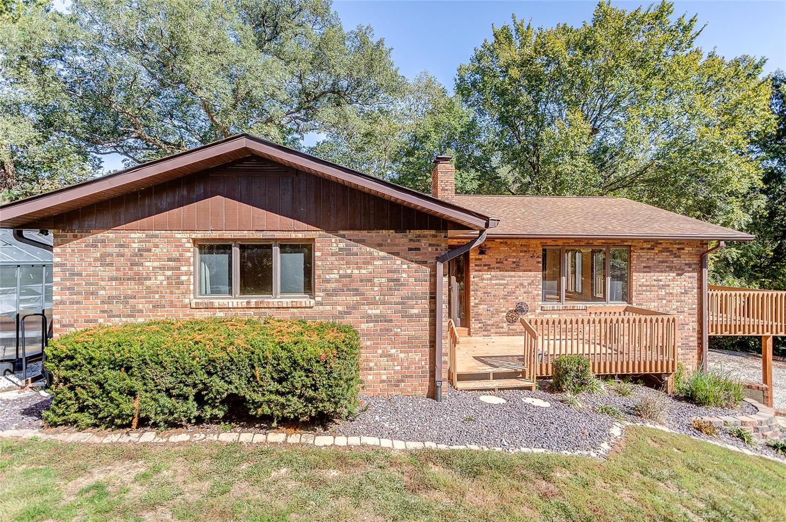 14633 Sportsmen Road Trenton, IL 62293 - Photo 1 of 50