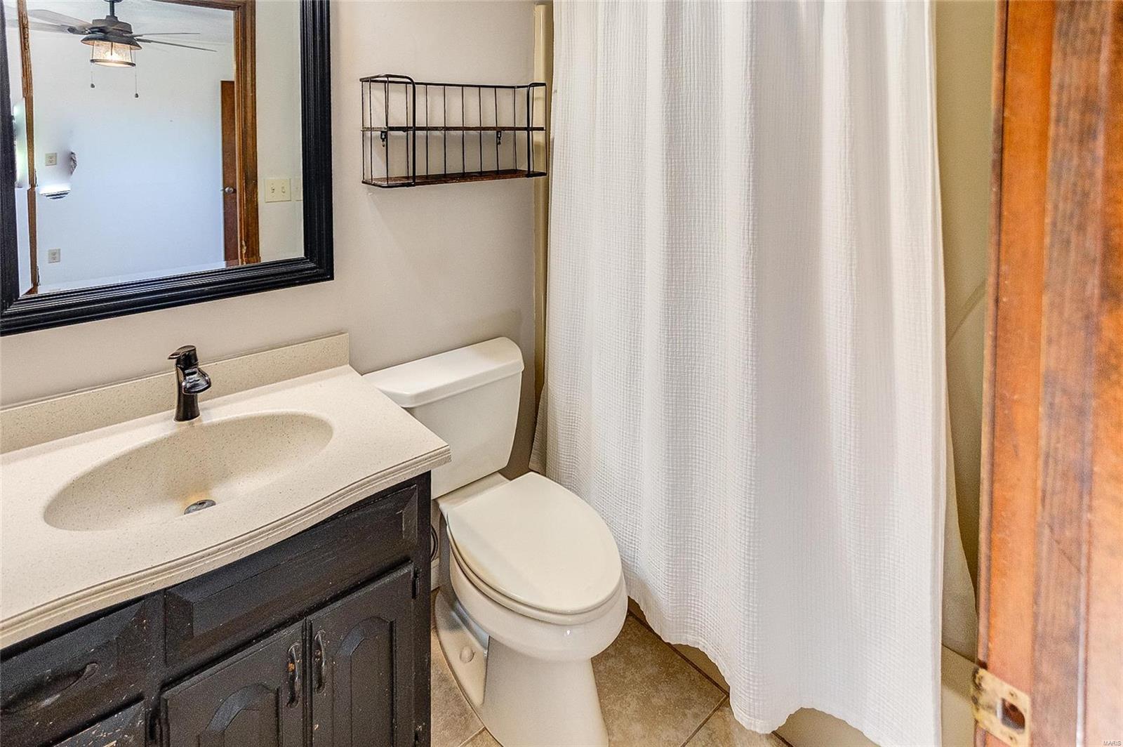 14633 Sportsmen Road Trenton, IL 62293 - Photo 20 of 50