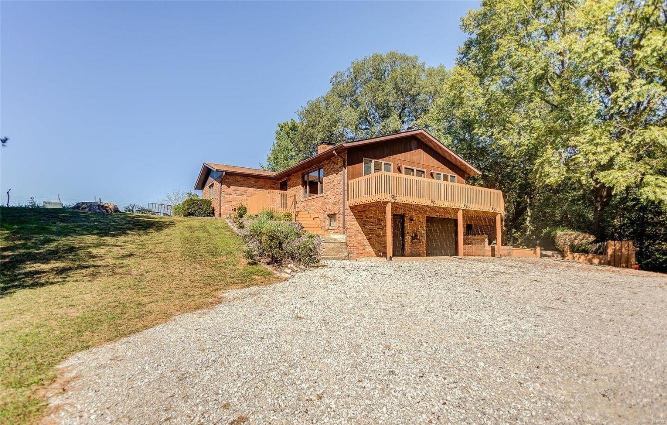 14633 Sportsmen Road Trenton, IL 62293 - Photo 2 of 50