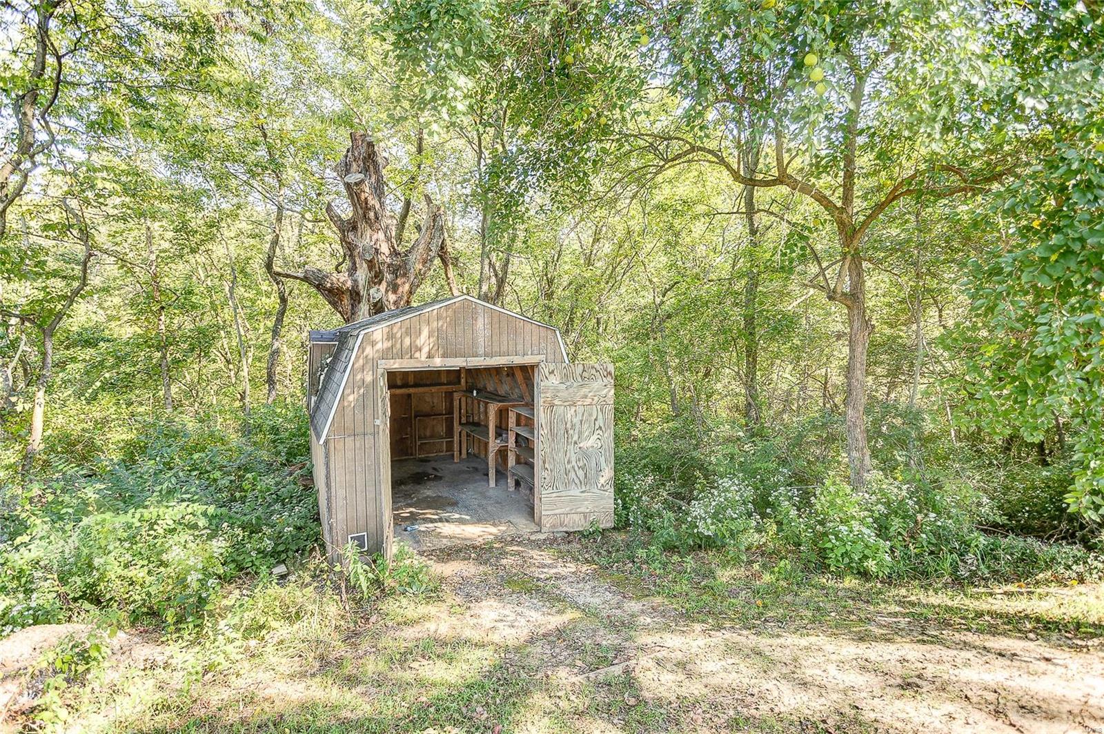 14633 Sportsmen Road Trenton, IL 62293 - Photo 40 of 50