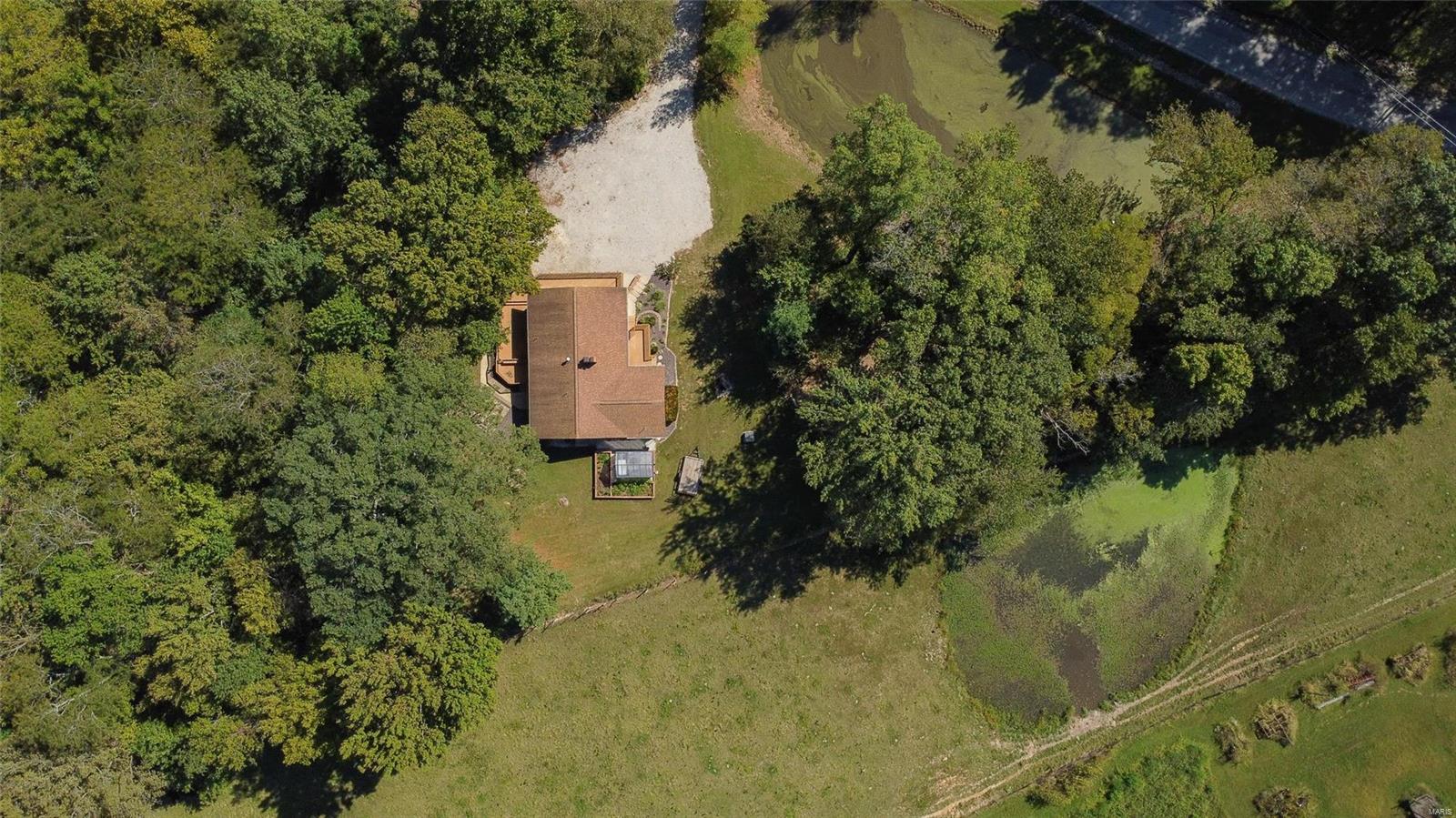 14633 Sportsmen Road Trenton, IL 62293 - Photo 44 of 50