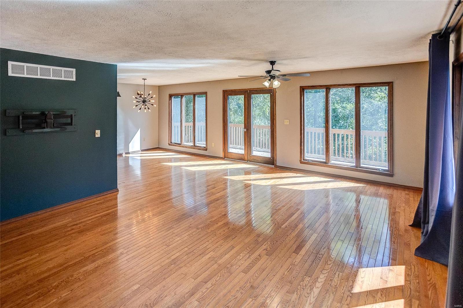 14633 Sportsmen Road Trenton, IL 62293 - Photo 6 of 50