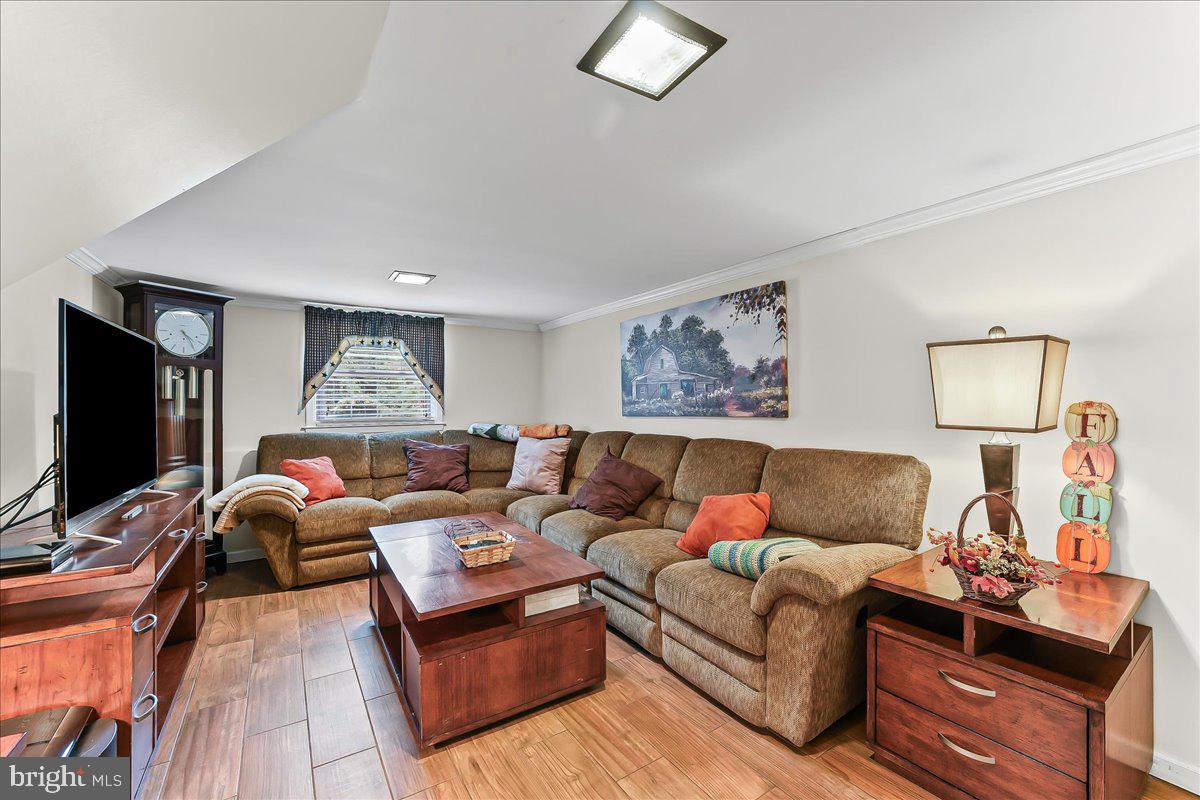 107 Cambridge Road Brookhaven, PA 19015 - Photo 13 of 31