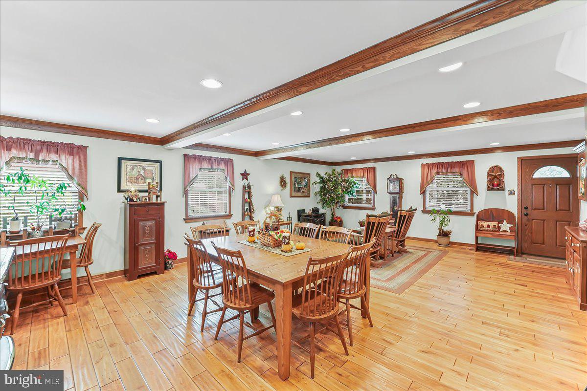 107 Cambridge Road Brookhaven, PA 19015 - Photo 16 of 31