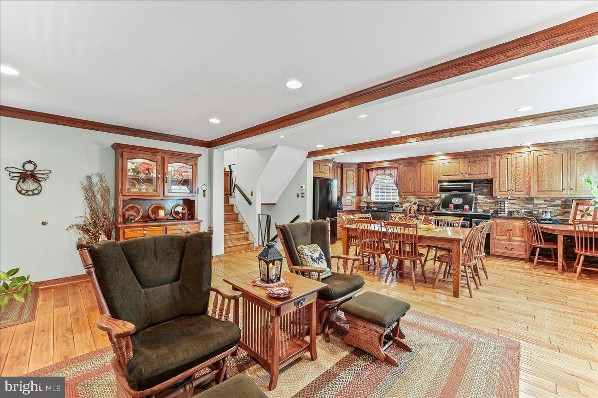 107 Cambridge Road Brookhaven, PA 19015 - Photo 21 of 31