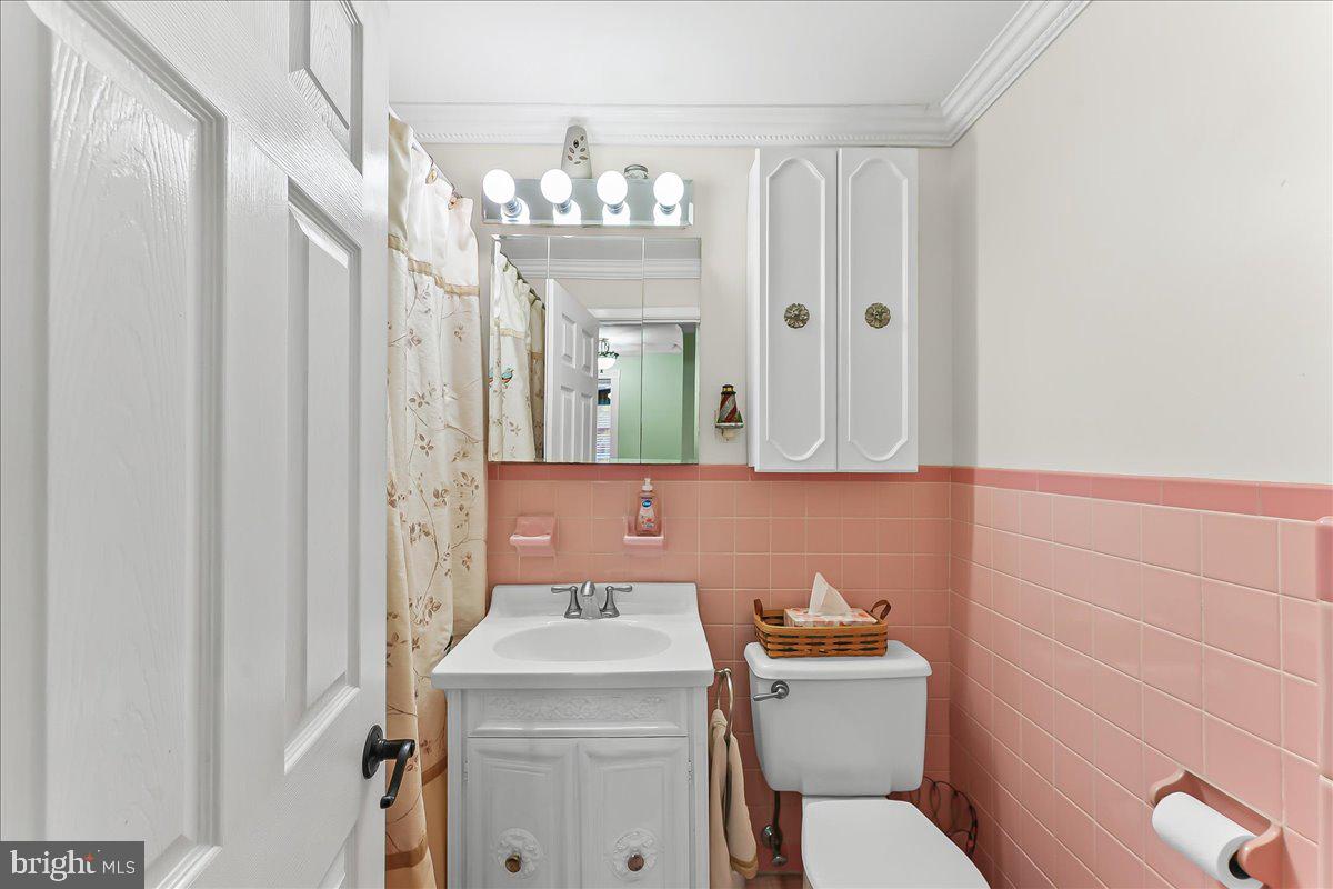 107 Cambridge Road Brookhaven, PA 19015 - Photo 29 of 31