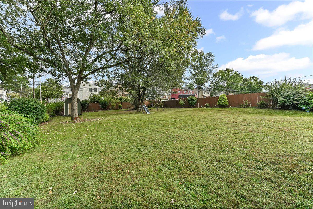 107 Cambridge Road Brookhaven, PA 19015 - Photo 5 of 31