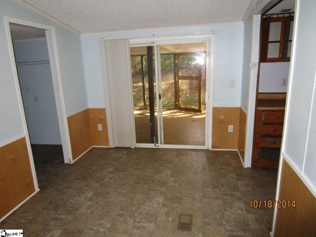 220 Barn Yard Road Gray Court, SC 29645 - Photo 6 of 8 Gallery Image 6