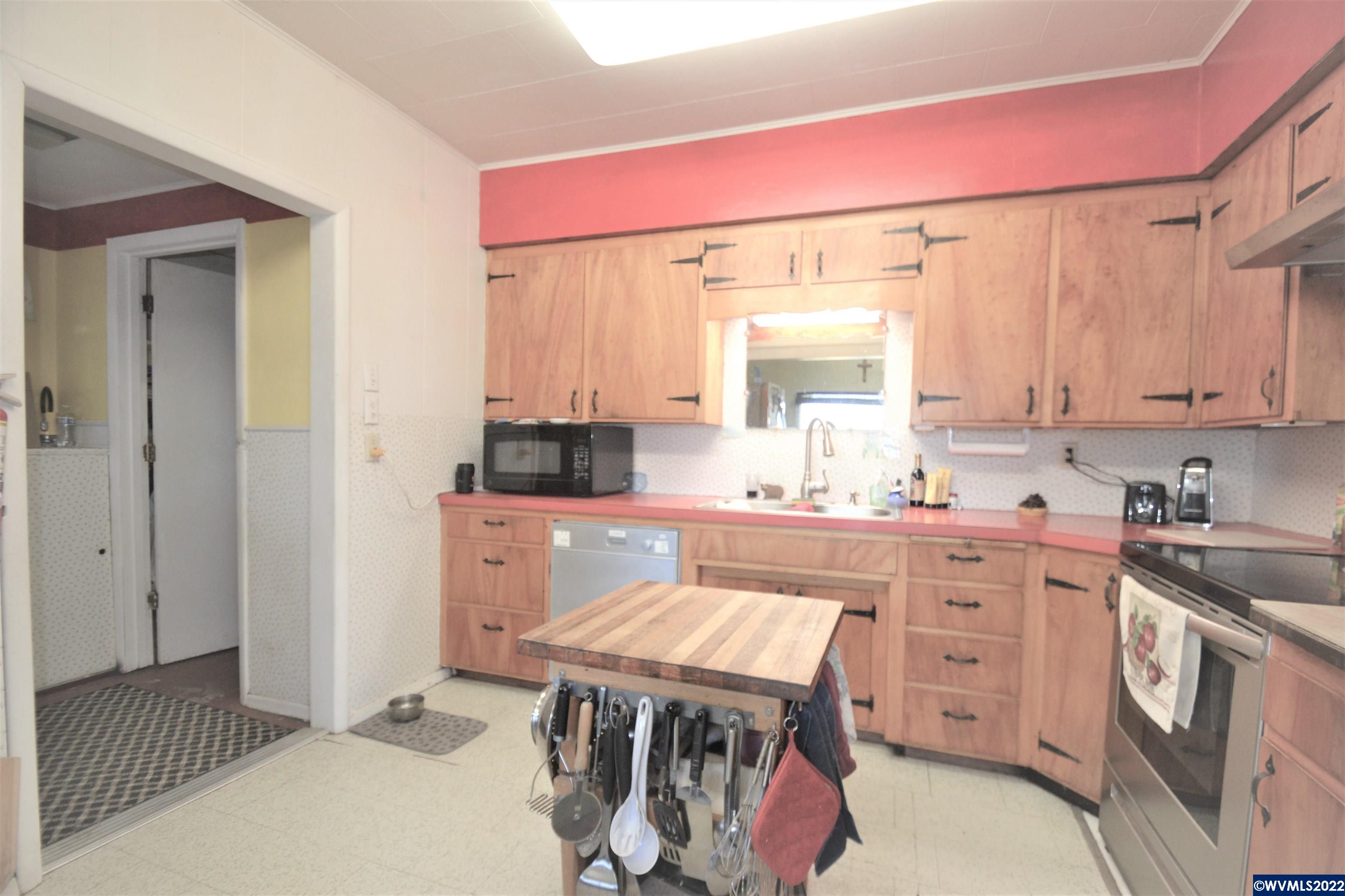 31685 Country Road Tangent, OR 97389 - Photo 6 of 29