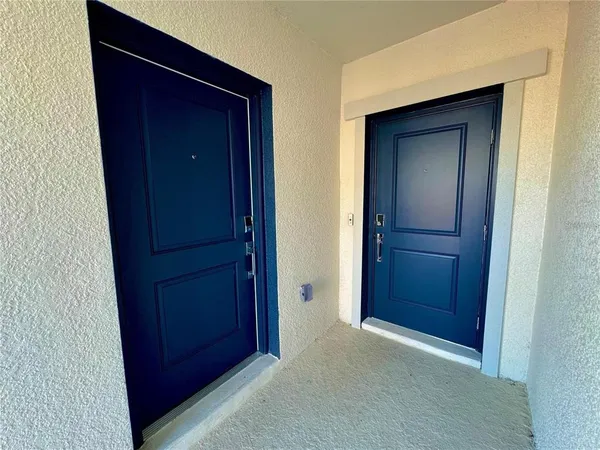 an empty room with closet