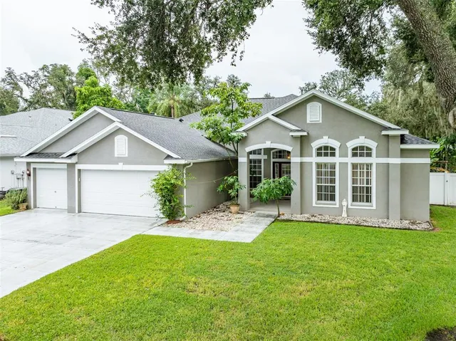$584,000 | 4106 Imperial Eagle Drive, Valrico, FL 33594