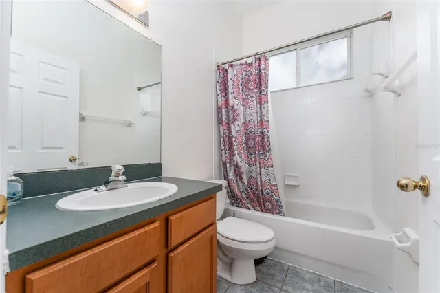 $584,000 | 4106 Imperial Eagle Drive, Valrico, FL 33594