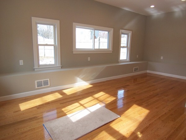 15 MacArthur Road Beverly, MA 01915 - Photo 15 of 30 Gallery Image 15