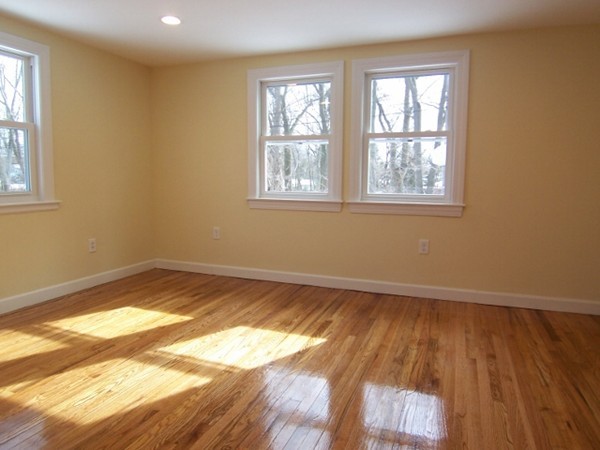 15 MacArthur Road Beverly, MA 01915 - Photo 19 of 30 Gallery Image 19