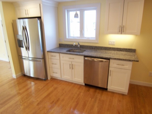15 MacArthur Road Beverly, MA 01915 - Photo 8 of 30 Gallery Image 8