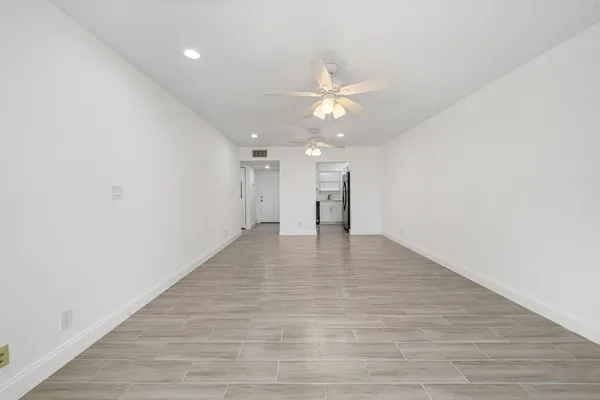 $1,850 | 200 Waterway Drive South, Unit 202, Lantana, FL 33462