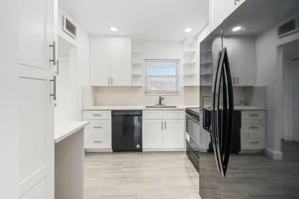 $1,850 | 200 Waterway Drive South, Unit 202, Lantana, FL 33462