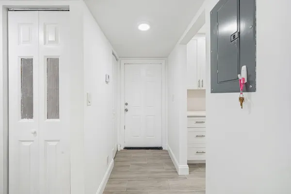 $1,850 | 200 Waterway Drive South, Unit 202, Lantana, FL 33462