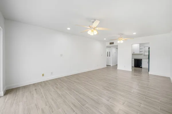 $1,850 | 200 Waterway Drive South, Unit 202, Lantana, FL 33462