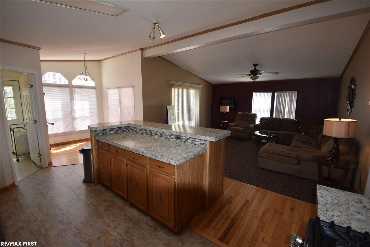 9220 Marsh Road Algonac, MI 48001 - Photo 17 of 30 31317647-16.JPG
