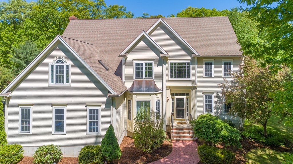 5 Dudley Road Mendon, MA 01756 - Photo 1 of 30 Gallery Image 1