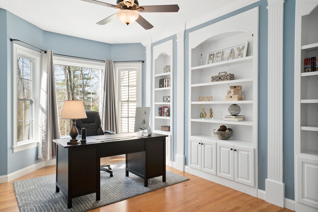 5 Dudley Road Mendon, MA 01756 - Photo 4 of 30 Gallery Image 4