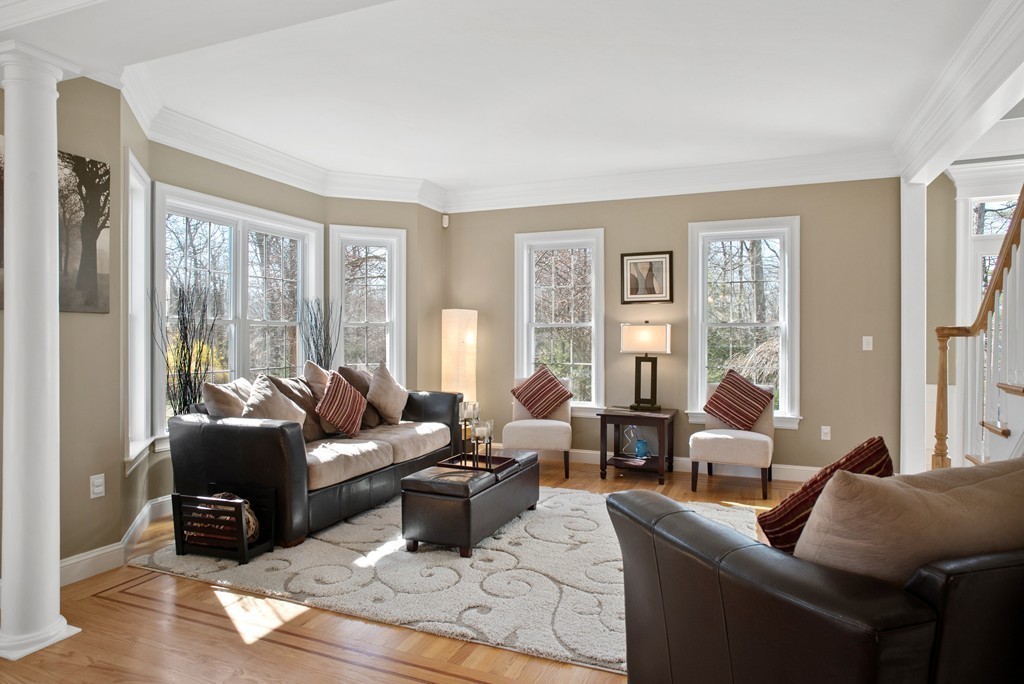 5 Dudley Road Mendon, MA 01756 - Photo 5 of 30 Gallery Image 5