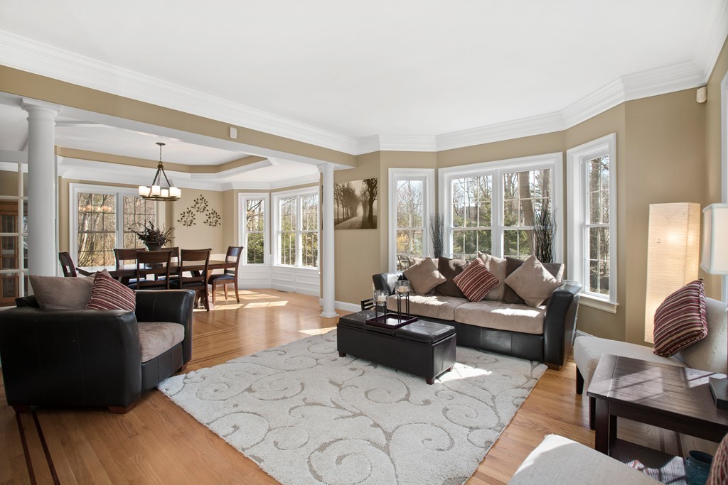 5 Dudley Road Mendon, MA 01756 - Photo 6 of 30 Gallery Image 6