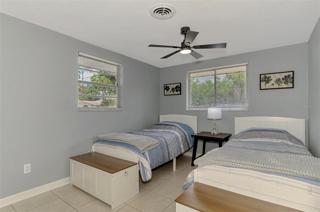 361 Falkland Road Venice, FL 34293 - Photo 26 of 40