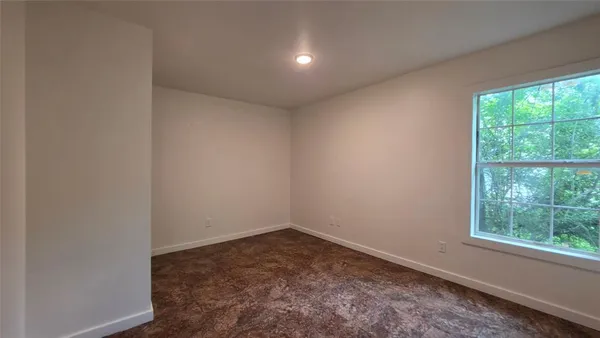 $1,800 | 1111 Ave A, Denton, TX 76201