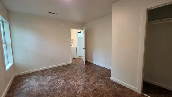 $1,800 | 1111 Ave A, Denton, TX 76201