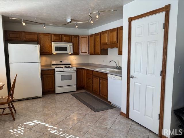 401 South Sutton Avenue Kouts, IN 46347 - Photo 13 of 30