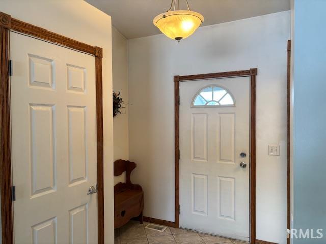 401 South Sutton Avenue Kouts, IN 46347 - Photo 9 of 30