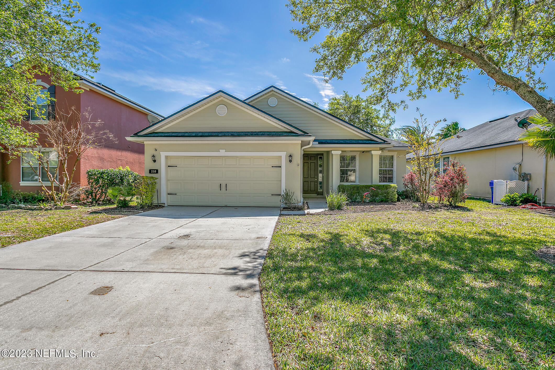 235 Pine Arbor Circle St. Augustine, FL 32084 - Photo 41 of 41 front view of a house with a yard