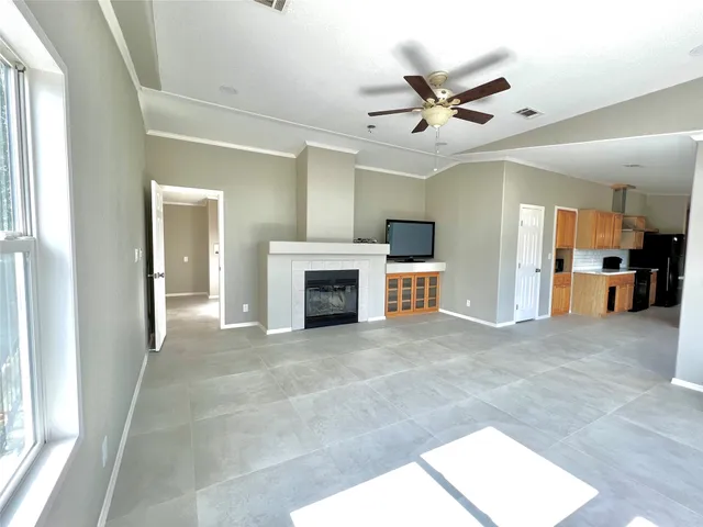 $2,400 | 14505 Alice Road, Tomball, TX 77377