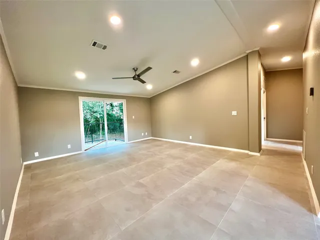 $2,400 | 14505 Alice Road, Tomball, TX 77377