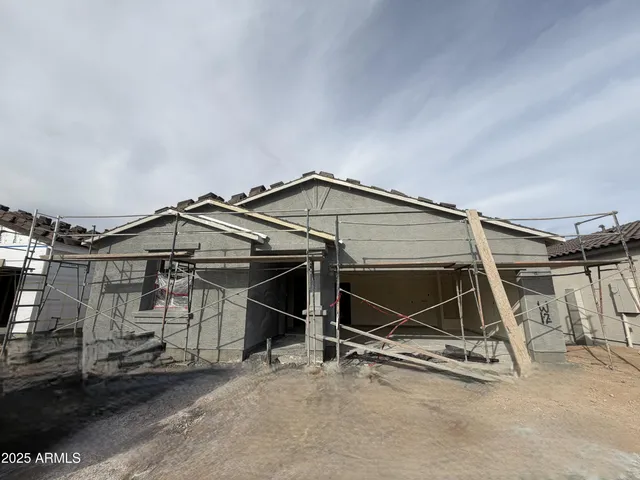 an outdoor space with porch