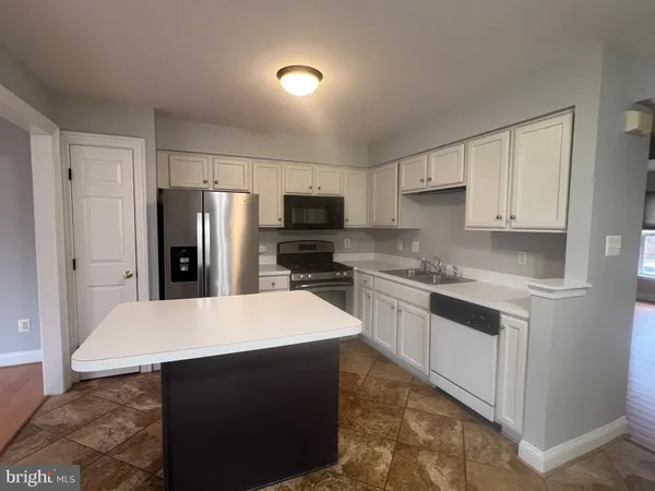 $2,350 | 4508 Papillion Court, Fredericksburg, VA 22408