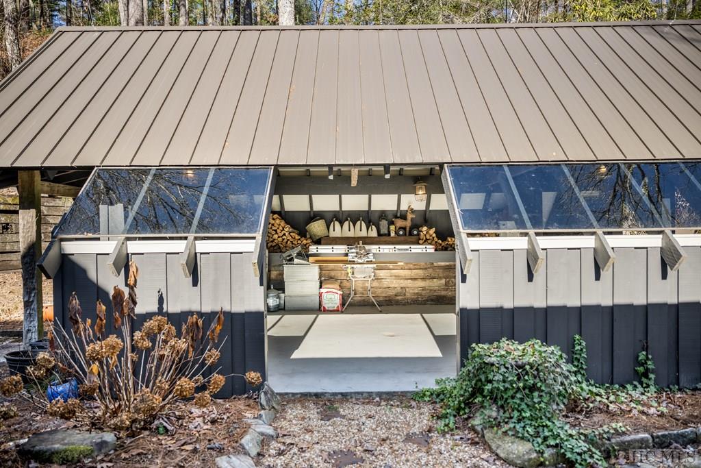 353 Gristmill Ridge Highlands, NC 28741 - Photo 11 of 75 Gallery Image 11