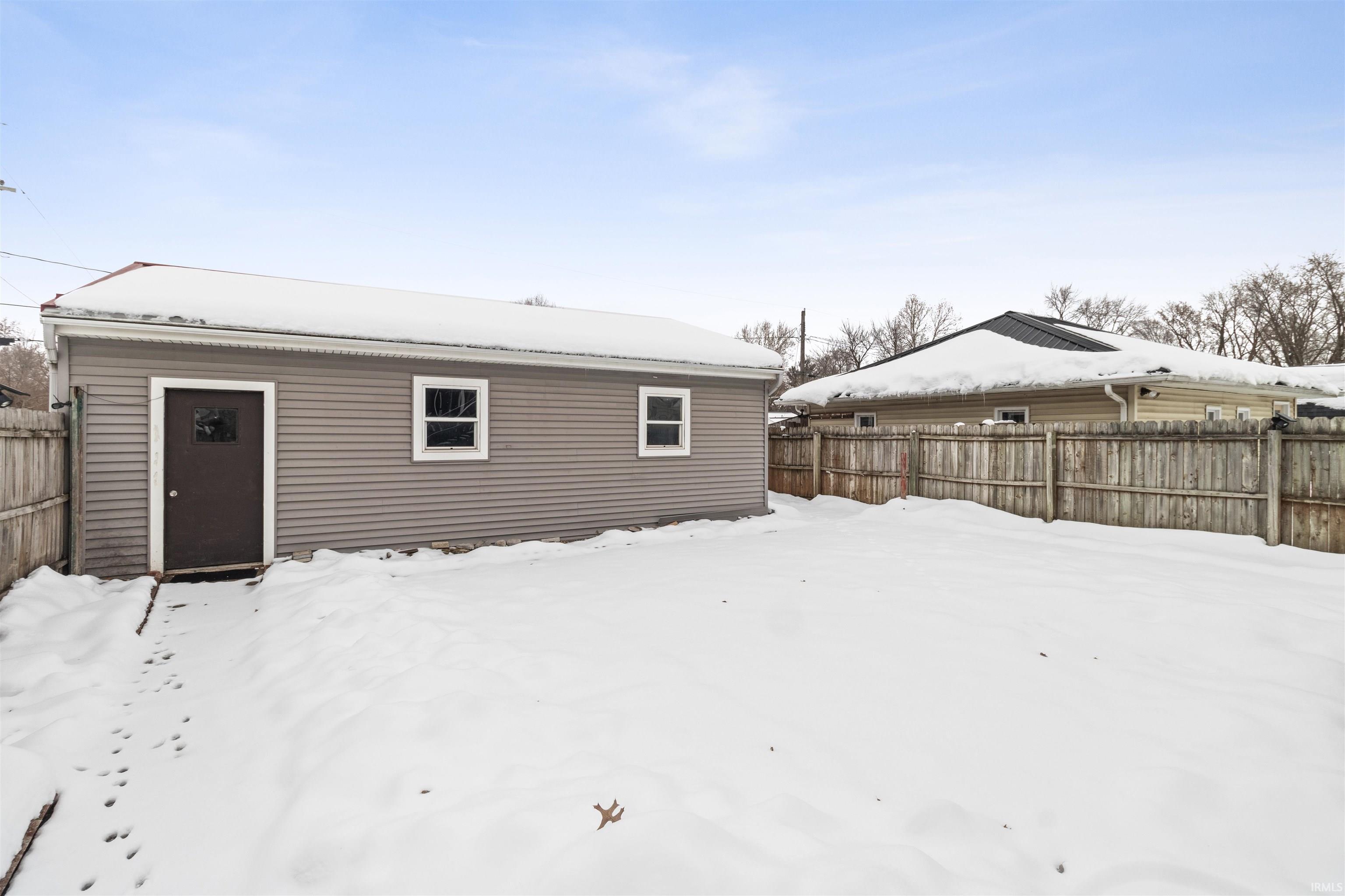 808 Rose Street Elkhart, IN 46514 - Photo 2 of 36